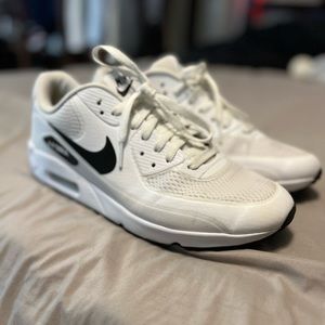 Nike Air Max 90 G Size 9.5 (fit like 9s)